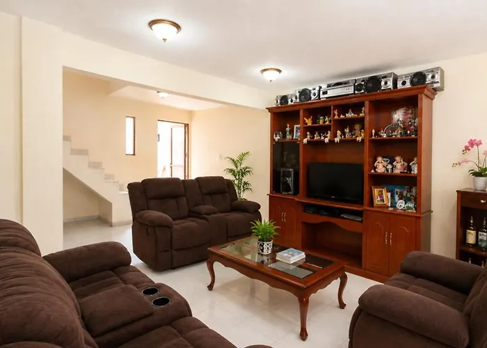 Bedroom At 5 Min Airport T1 & T2 *