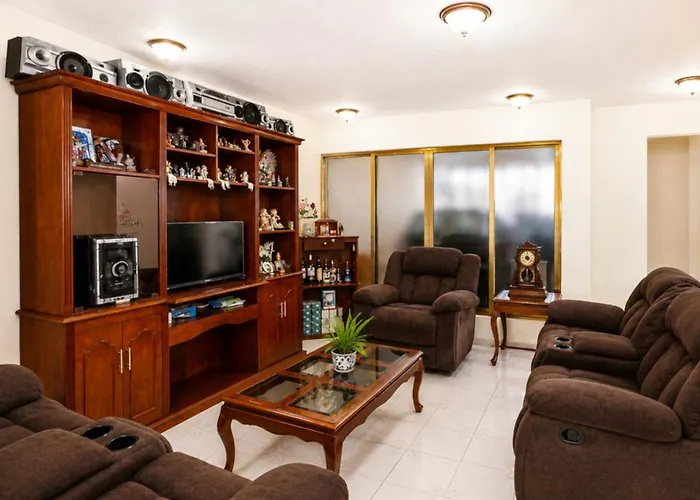 Bedroom At 5 Min Airport T1 & T2 * Mexico City