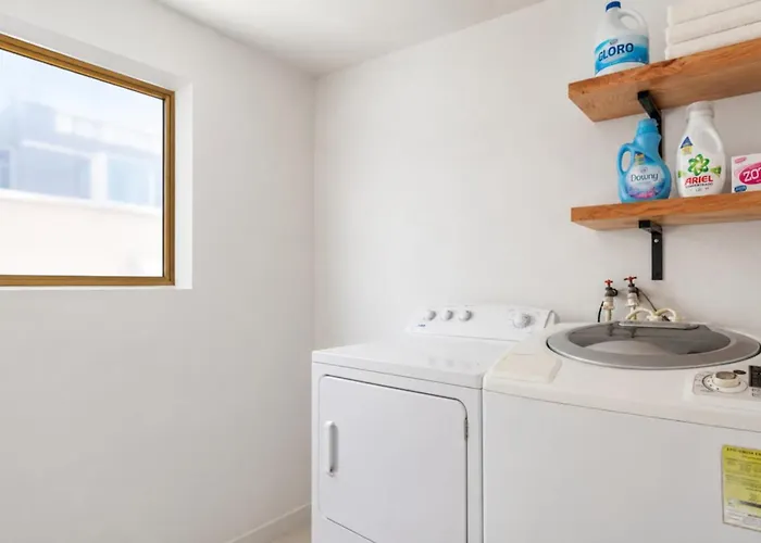 Homestay Bedroom At 5 Min Airport T1 & T2